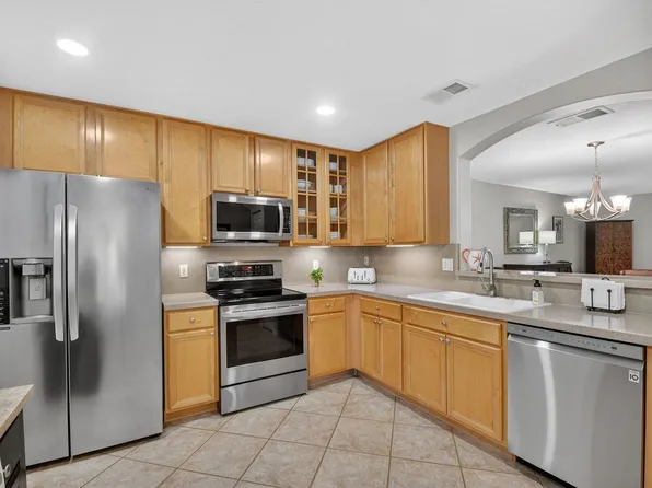 1009 Arezzo Cir, Boynton Beach, FL 33436