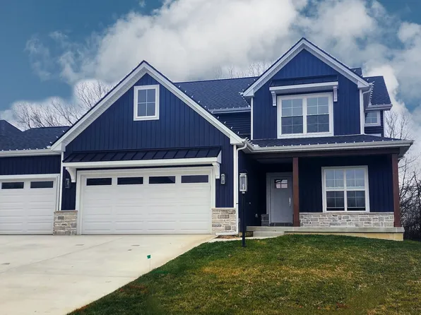 1113 Briarwood Ln, Mahomet, IL 61853