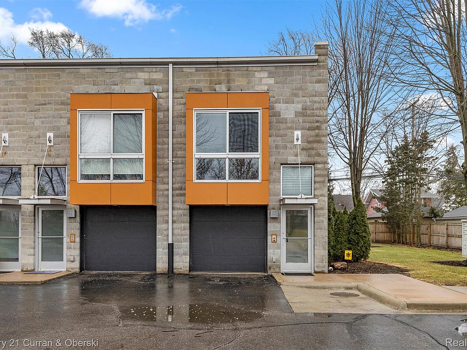 1st image of 420 E Parent Ave