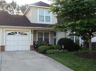 1307 Fairways Lookout APT B, Chesapeake, VA 23320
