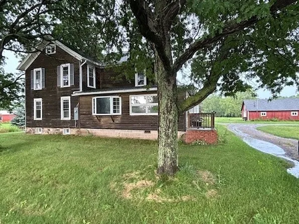 1211 Perry Rd, Pavilion, NY 14525