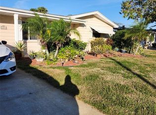 3251 Devonshire Dr, Holiday, FL 34691
