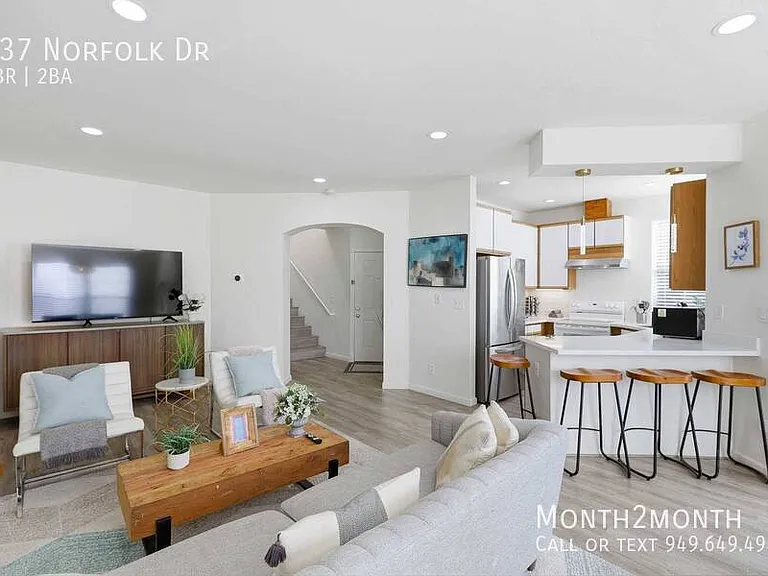 437 Norfolk Dr — Photo 8