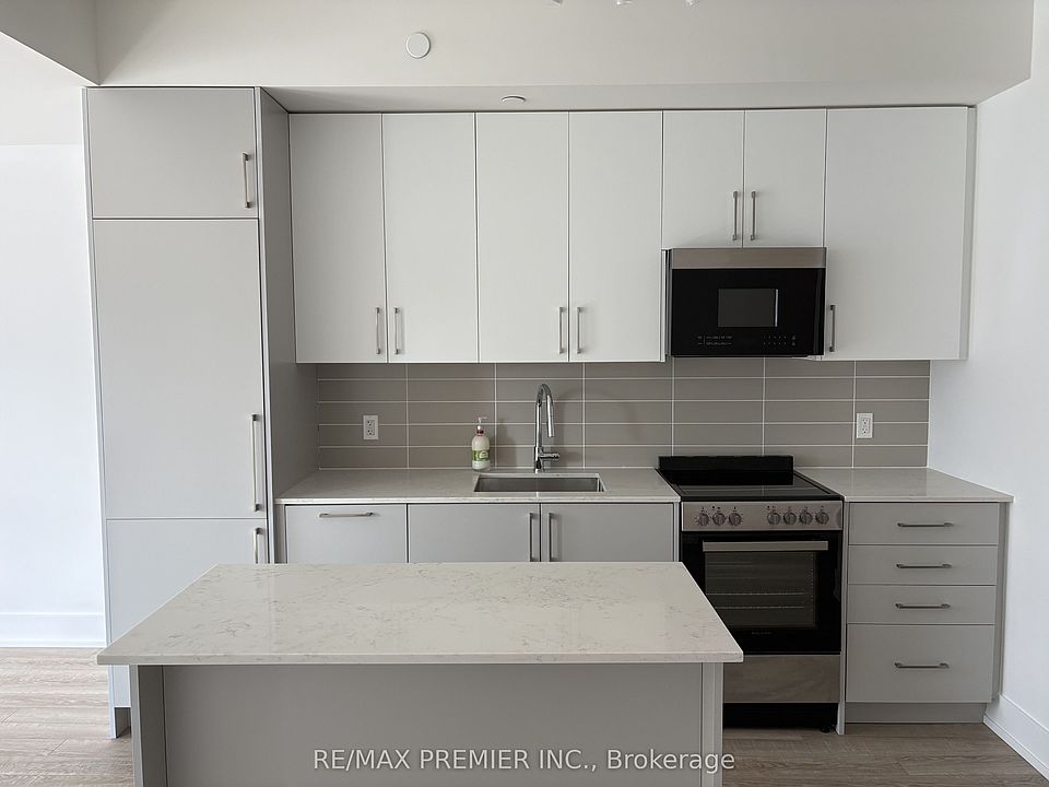 1st image of 2075 King Rd #219
