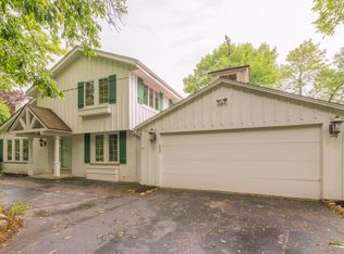 5214 S Sandy Bch, Belgium, WI 53004