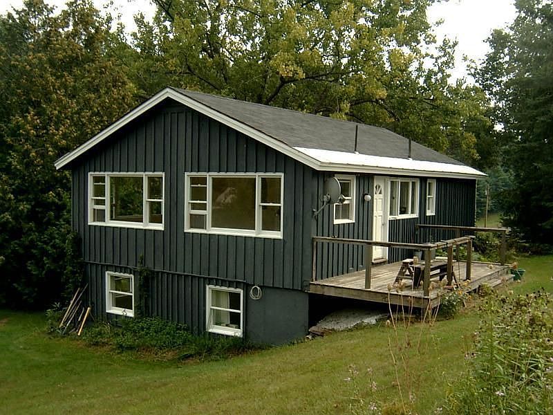 2nd image of 222 Farrell Farm Rd
