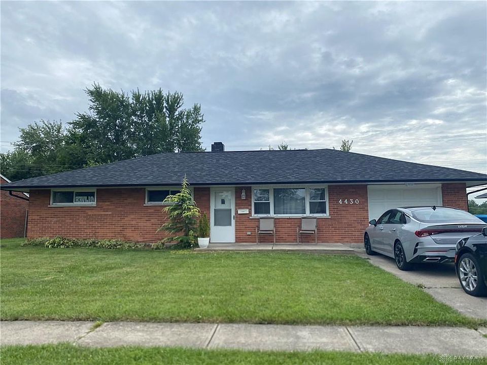 1st image of 4430 Longfellow Ave