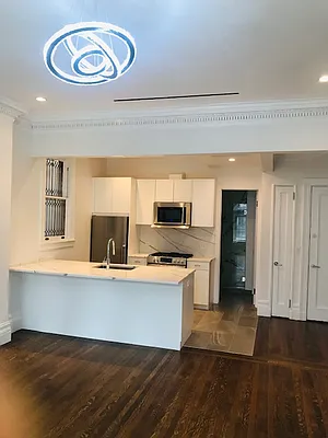 Rented by Oxford Property Group | media 7