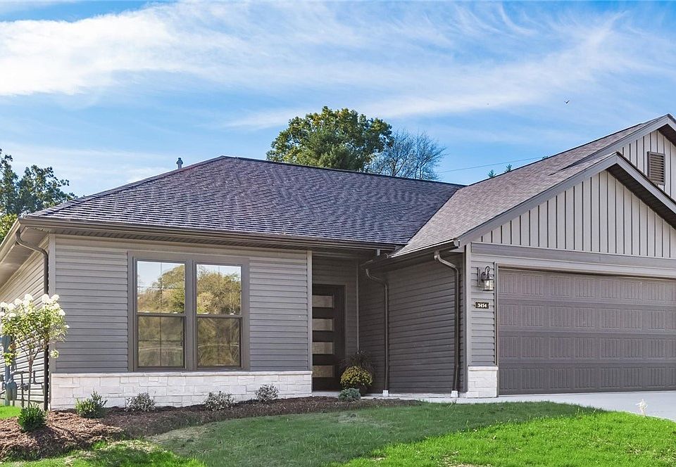 1st image of 3454 Jamestown Dr