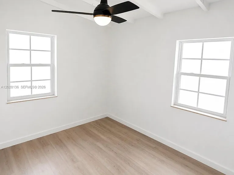 810 NE 3rd Ave — Photo 6