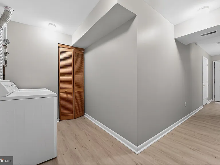 4630 Warren Tree Way — Photo 28