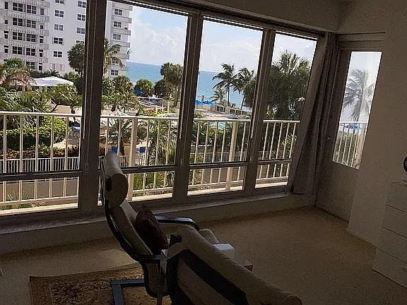 4th image of 4100 Galt Ocean Dr APT 309