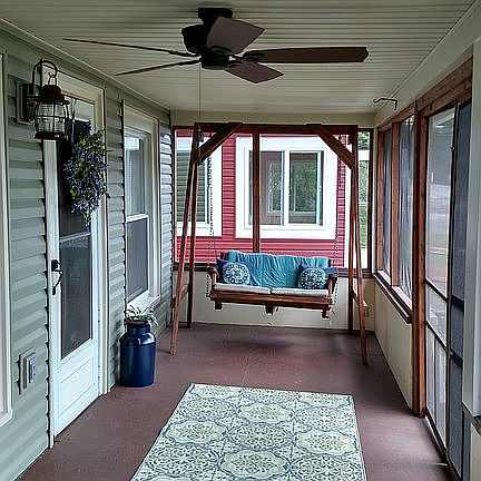 Screened in Front Porch