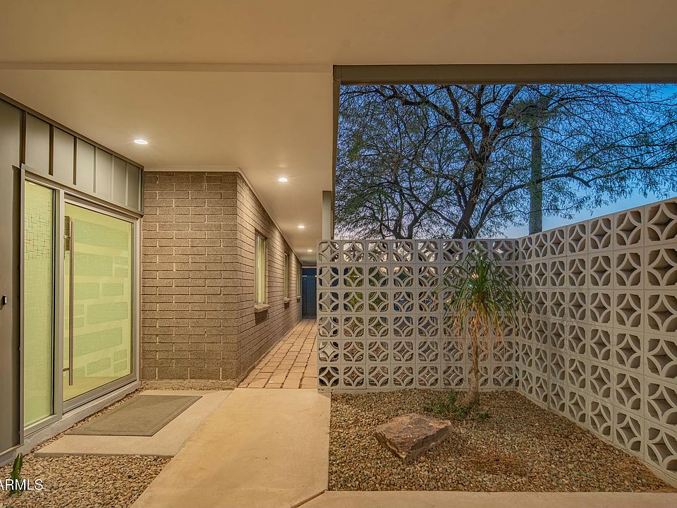 2nd image of 3531 E ONYX Avenue