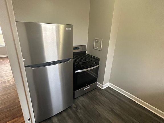 3rd image of 6447 Alexander Ave APT 1