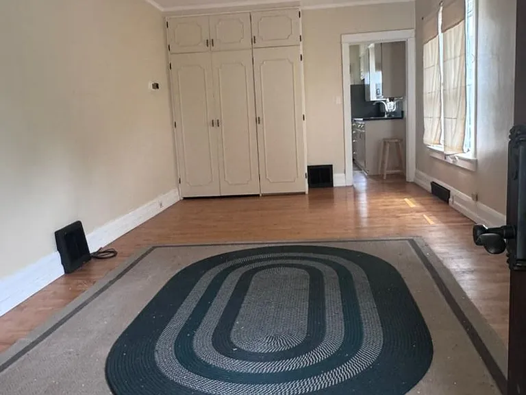 807 E Atlantic St — Photo 3