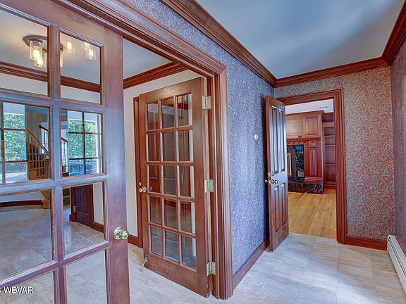 2nd image of 163 Crestmont Dr #Condo