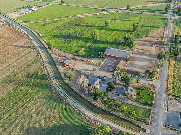 3rd image of 1577-14 1/2 Rd