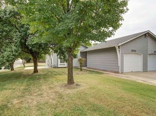 2032 N Rosewood Ct, Derby, KS 67037