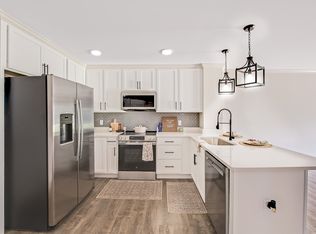 Village Green Apartment Homes, Wilmington, NC 28403