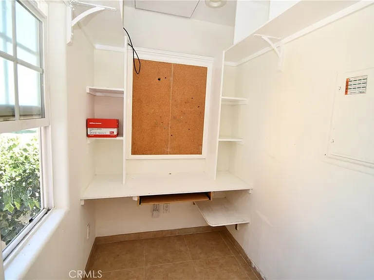 14103 Fonthill Ave — Photo 2