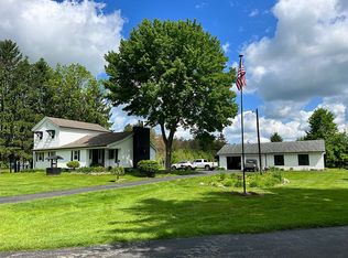 6207 Trumbull Rd, Geneva, OH 44041