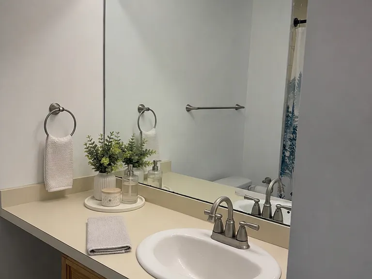 16 Sam Bonnell Dr #16 — Photo 4
