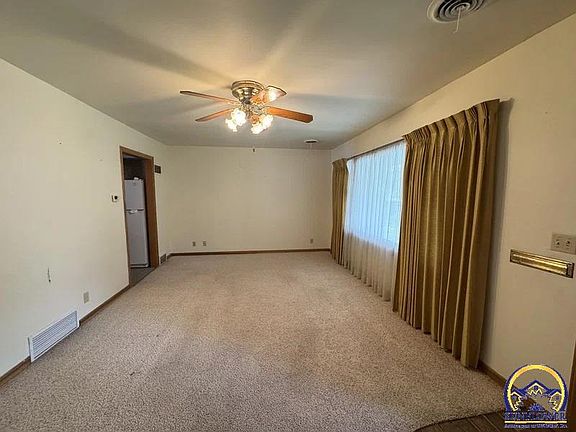2nd image of 607 N 7th St