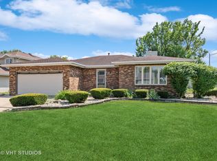 1127 Wheatland Dr, Shorewood, IL 60404