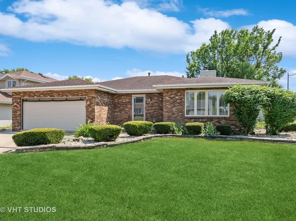 1127 Wheatland Dr, Shorewood, IL 60404