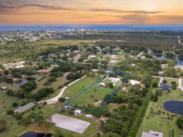 1280 Corey Rd, Malabar, FL 32950