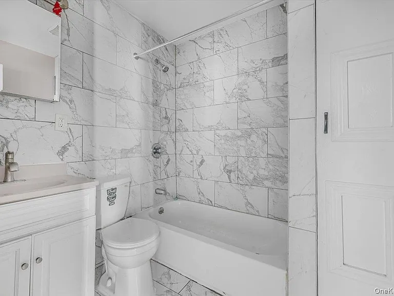 13-23A McBride St #1 — Photo 9