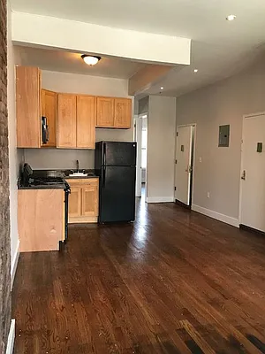 Rented by G2 Realty Group LLC | media 7