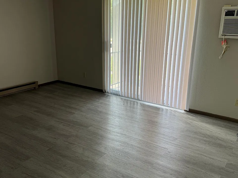 4414 Airport Hwy #42