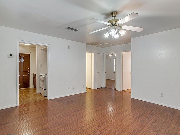 3rd image of 4324 Houghton Ave