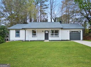 5545 Weatherford Rd, Norcross, GA 30093