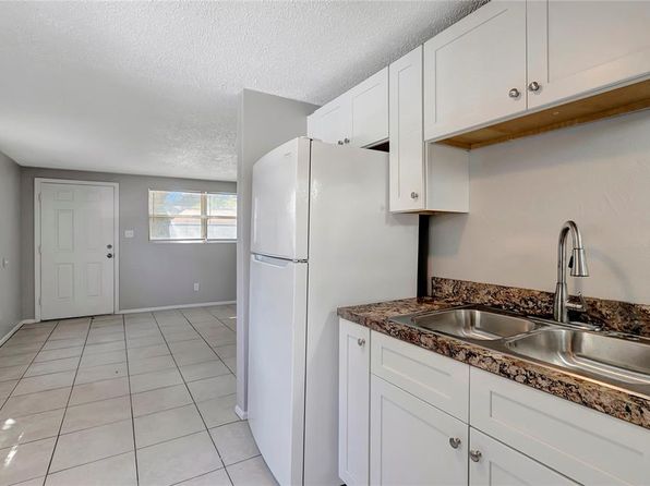 tampa-florida-82036463 picture