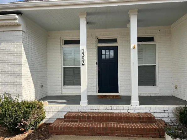 1382 Lake Front Dr, Cairo, GA 39828