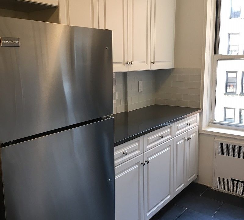 1st image of 350 Sterling St APT 4C