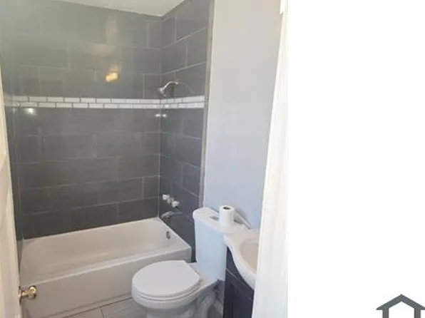 1770 Walnut Ave APT 4, Long Beach, CA 90813