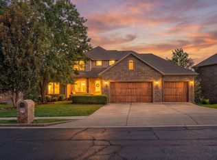 1222 W Stone Meadow Way, Springfield, MO 65810