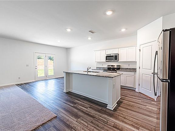 5th image of 171 Casteel Ln