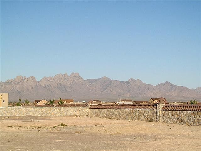 1st image of 3704 Santa Cecilia Ave