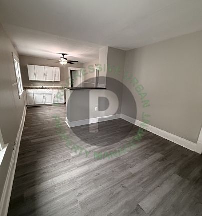 4th image of 15619 School Ave