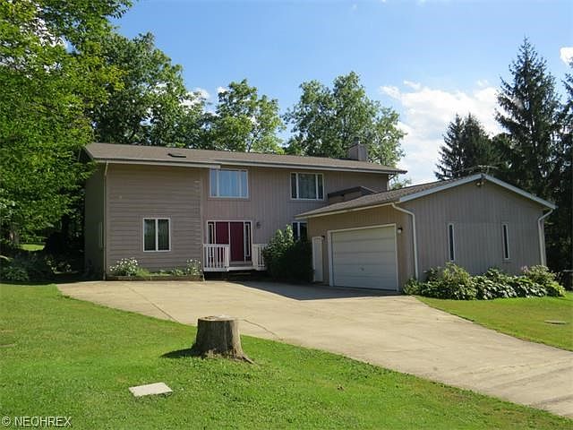 1st image of 11221 Hidden Springs Dr