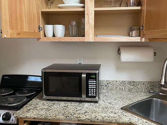 fully stocked Kitchen, Keurig coffee maker