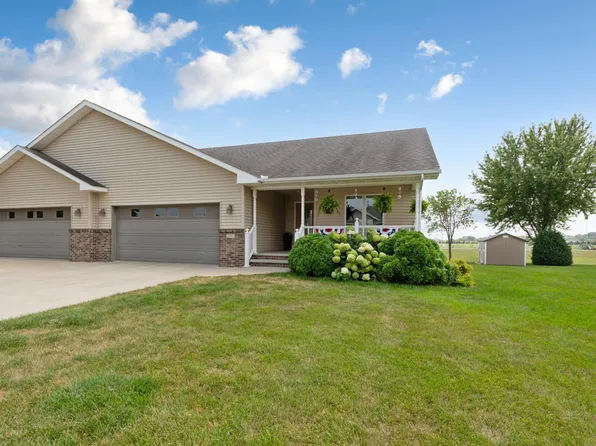 580 Southwind Dr, Fairmont, MN 56031