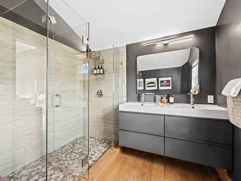 625 NE 15th Ave — Photo 32