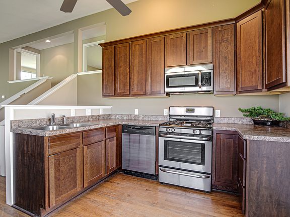 2nd image of 2319 SE Thornwood Dr