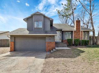 8221 W 17th St N, Wichita, KS 67212